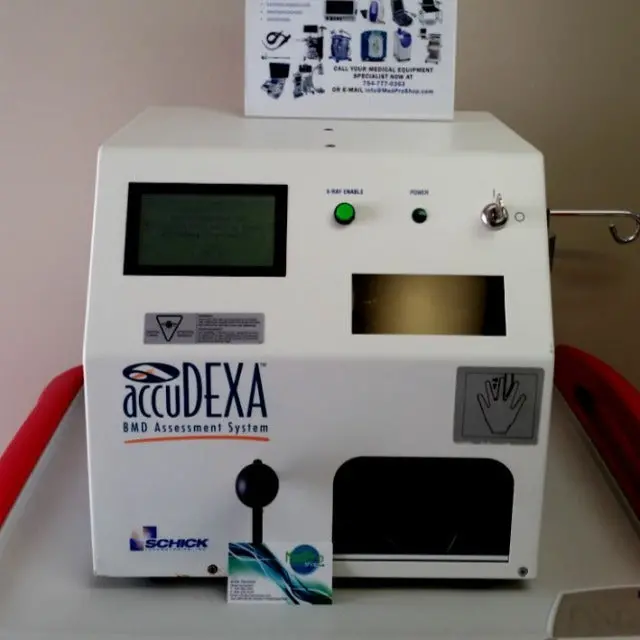 Accu-Dexa 7100 Bone Densitometer For Osteoporosis Screening 1