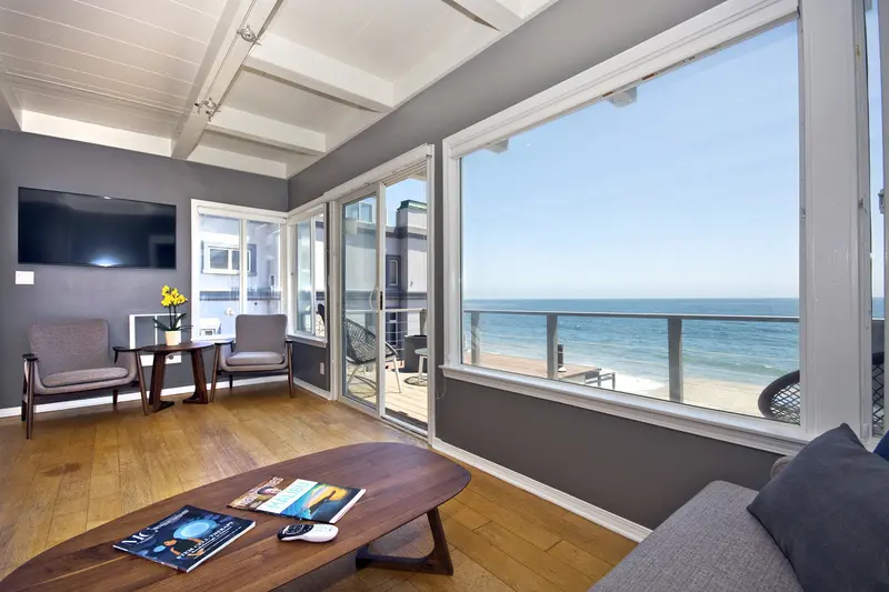 Bh2029A Beachfront Residence Plan 1