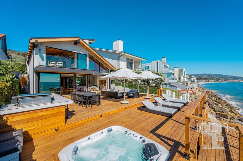 Coastal-Inspired Beach House - Bh3112 1