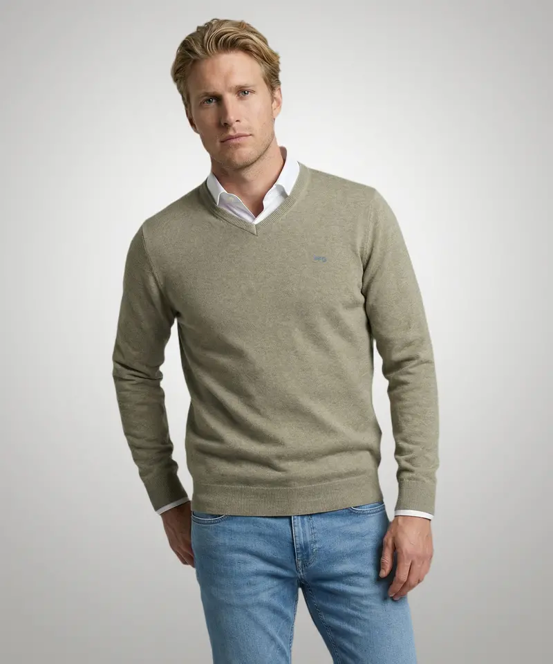 Cotton-Cashmere V-Neck Sweater – Light Olive 1