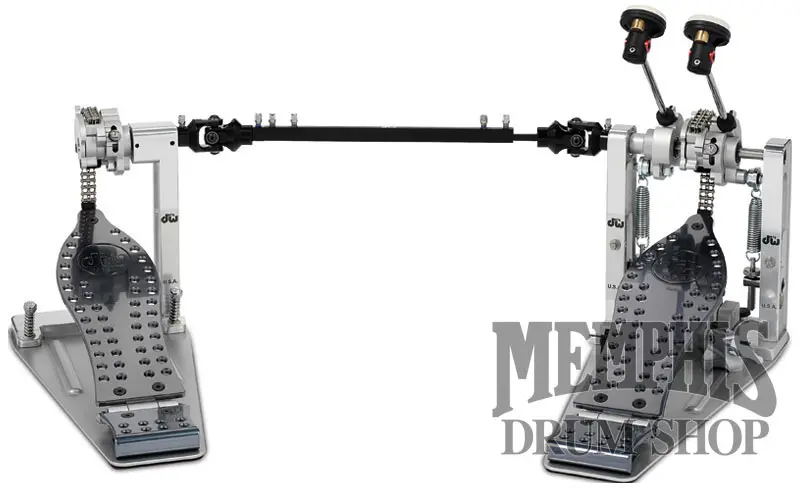 Dw Mfg Machined Chain-Drive Double Bass Pedal With Protective Case 1