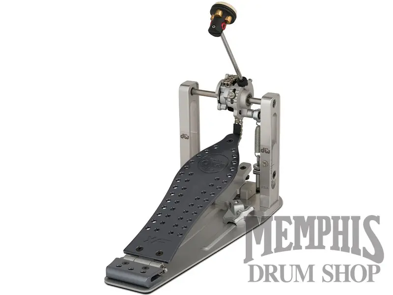 Dw Mfg Series Machined Single Bass Drum Pedal – Xf Extended Footboard With Carry Case 1