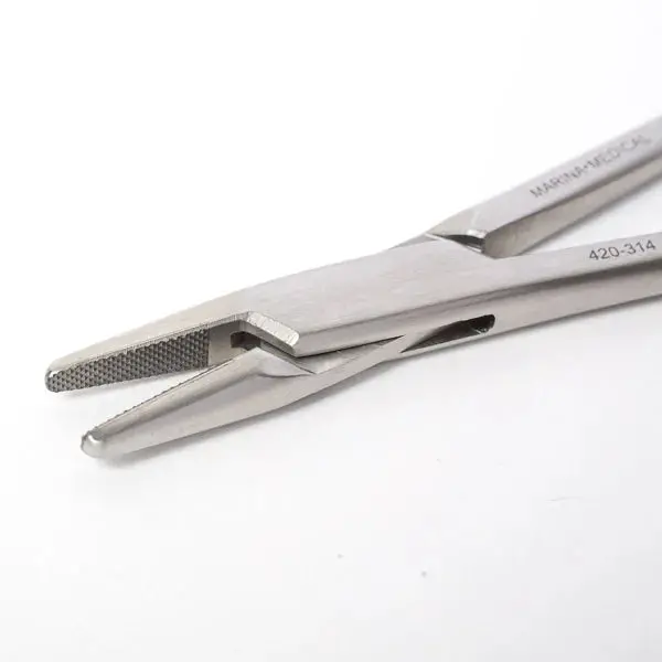 Mayo-Hegar Needle Holder, 7-Inch, Ratcheted Jaw, Model 420-318 1