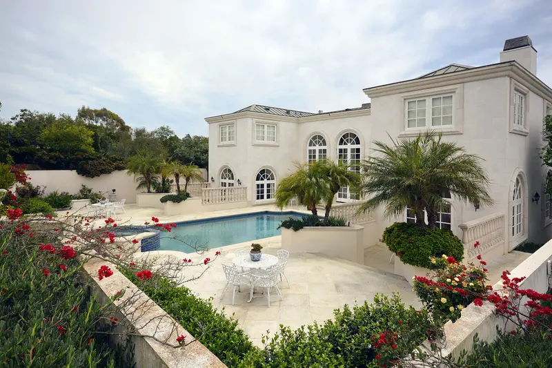 Mediterranean-Inspired Villa Villa2122 1