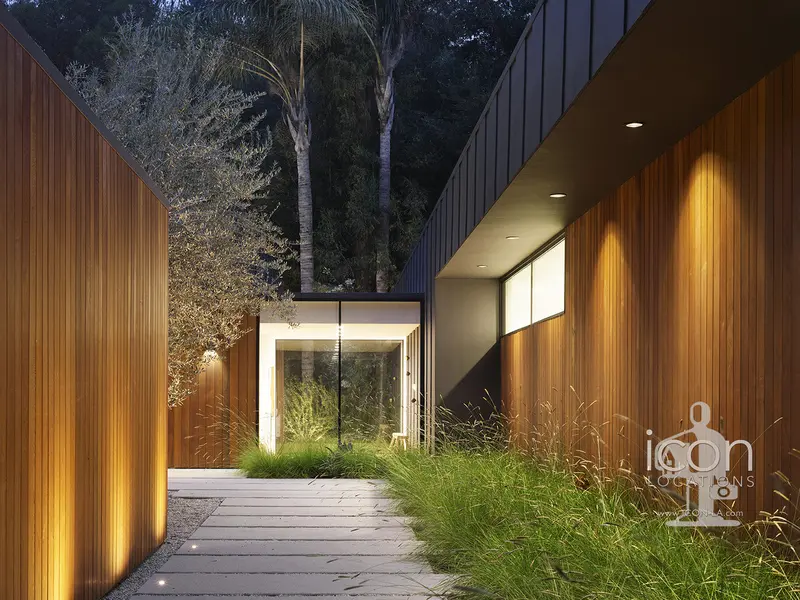 Mid-Century Modern Home Mid2092 1