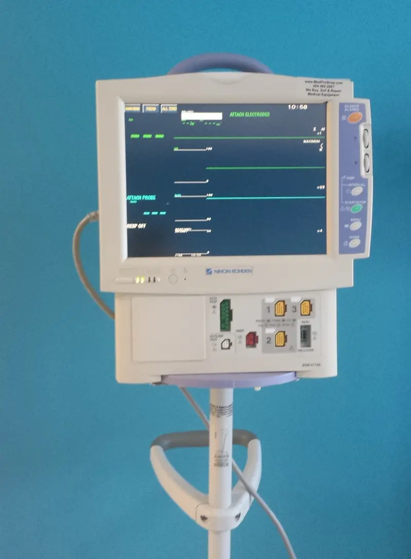 Nihon Kohden Bsm-4114A Multi-Parameter Vital Signs Monitor With Ecg, Spo₂, And Bp 1