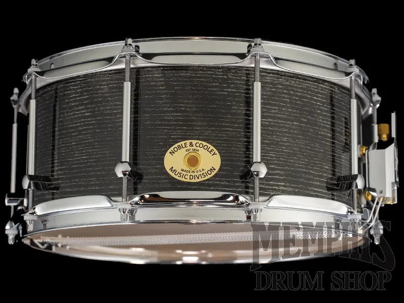 Noble & Cooley 14X6-Inch Solid Ash Snare – Silver Vein Black Gloss 1