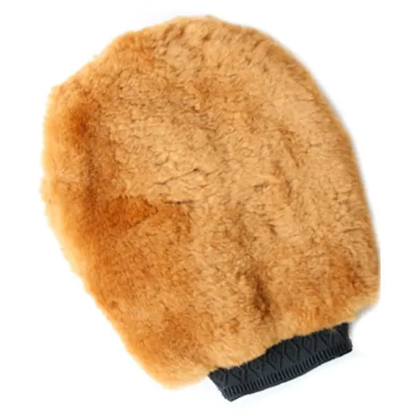 Ntr Sheepskin Polishing Mitt For Gentle, Streak-Free Grooming 1