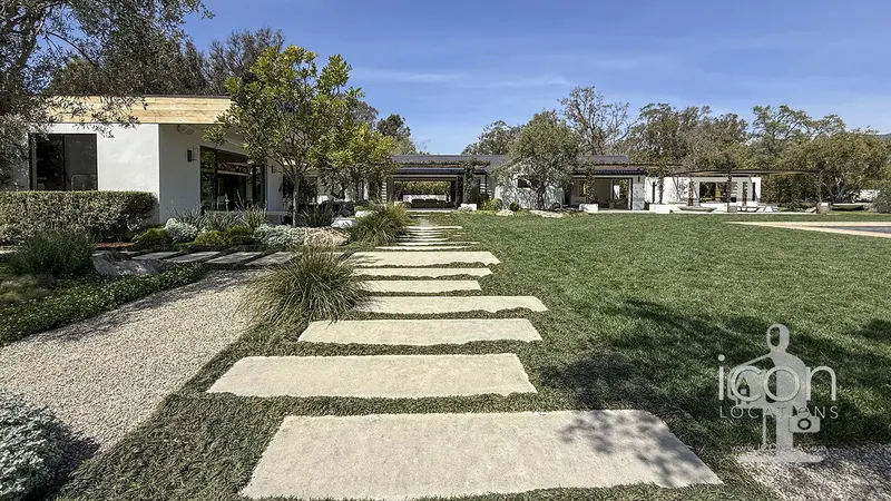 Open-Concept Modern Ranch Ra3191 1