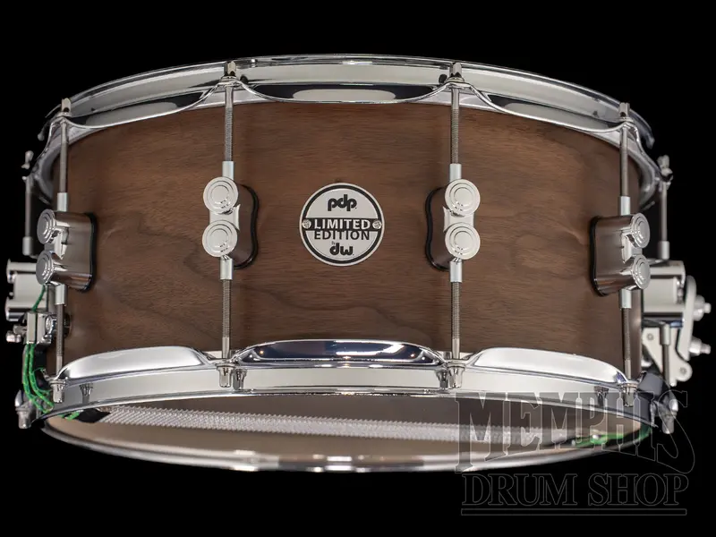Pacific Pdp Limited Edition 14" X 6.5" Maple/Walnut Snare Drum – Natural Satin Finish 1