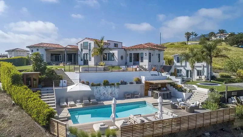 Premium Villa Residence – Villa2104 1