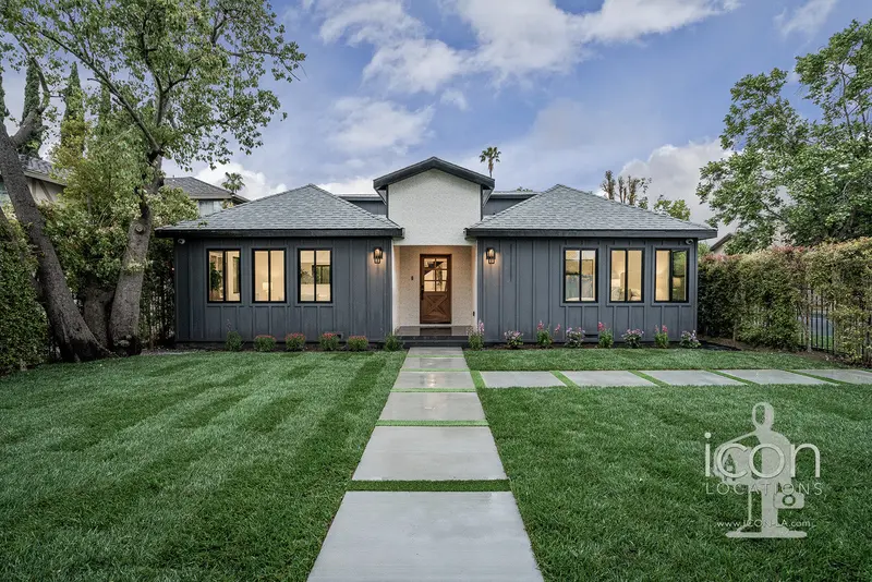Ranch-Style Modern Home Ra3192 1