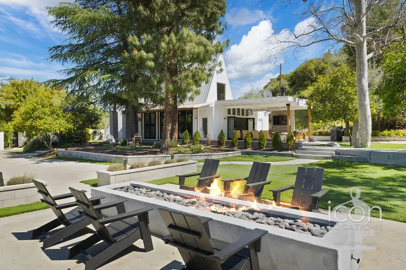 Sleek Modern Home Mo3070 1