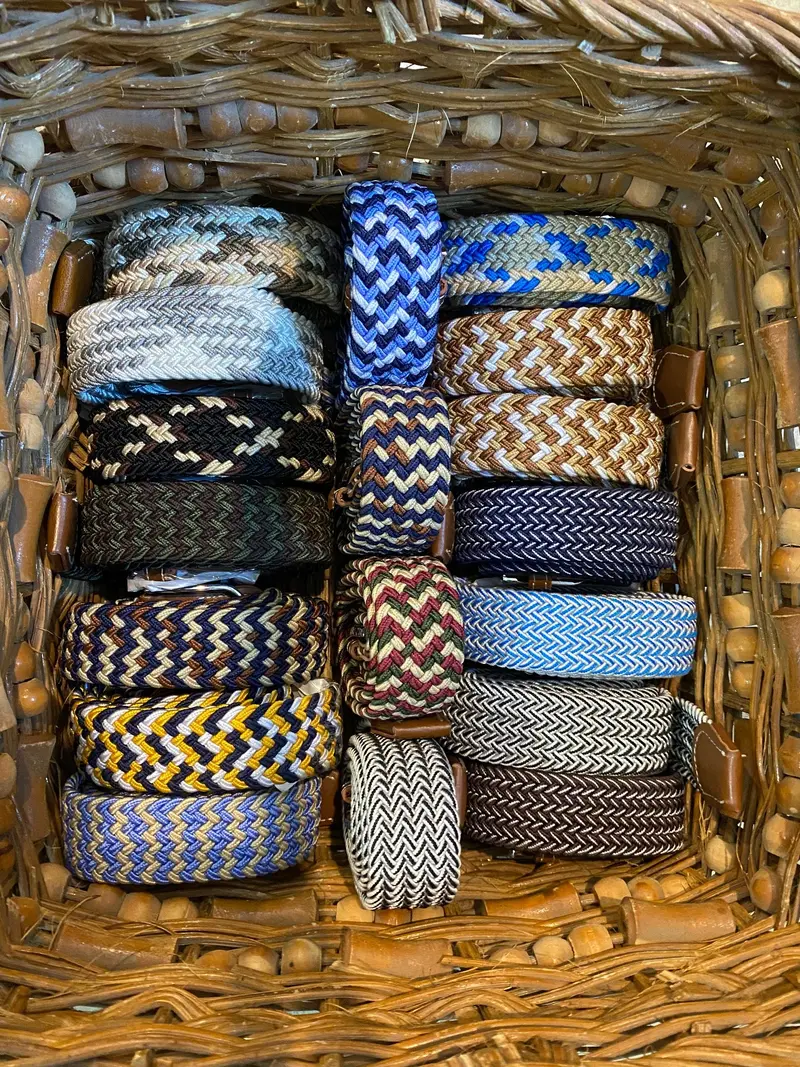 Stretch-Woven Adjustable Belts For Equestrians