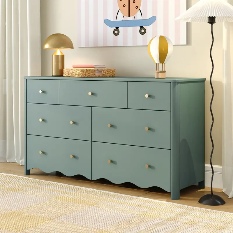 Sutton 7-Drawer Solid Wood Dresser 5