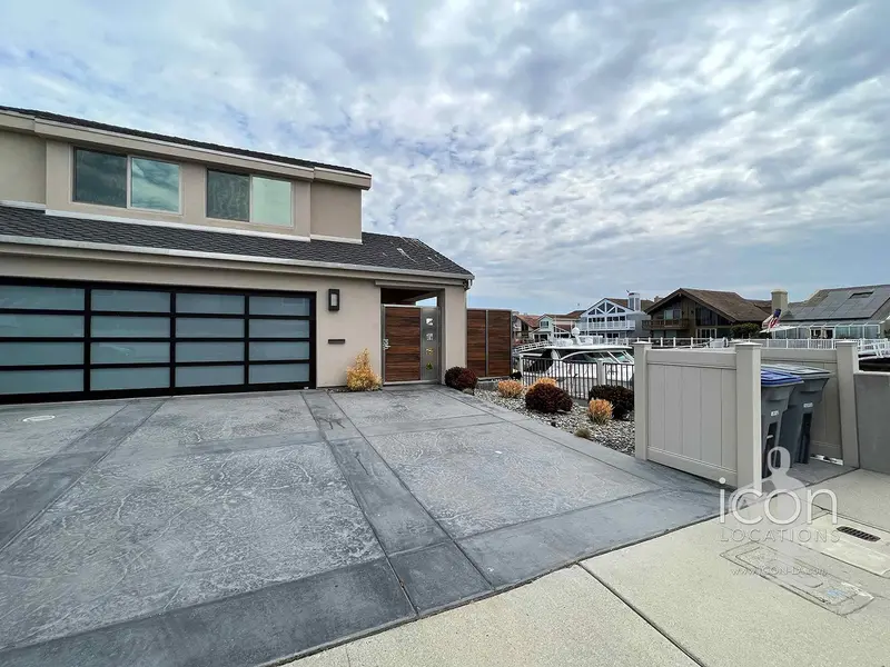 Waterfront Home With Private Dock Dock2002 1