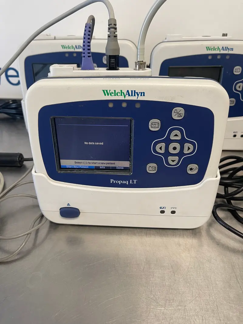 Welch Allyn Propaq Lt Monitor – Includes Charging Cradle & Ecg/Nibp Leads 1