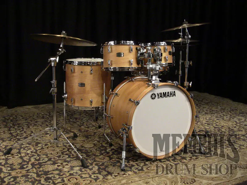 Yamaha Absolute Hybrid Maple Drum Set (22"/10"/12"/16") – Vintage Natural Finish, Dual-Shell Design 1