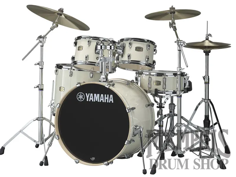 Yamaha Stage Custom Birch Drum Kit (22"/10"/12"/16"/14") – Classic White Finish With 680W Hardware 1