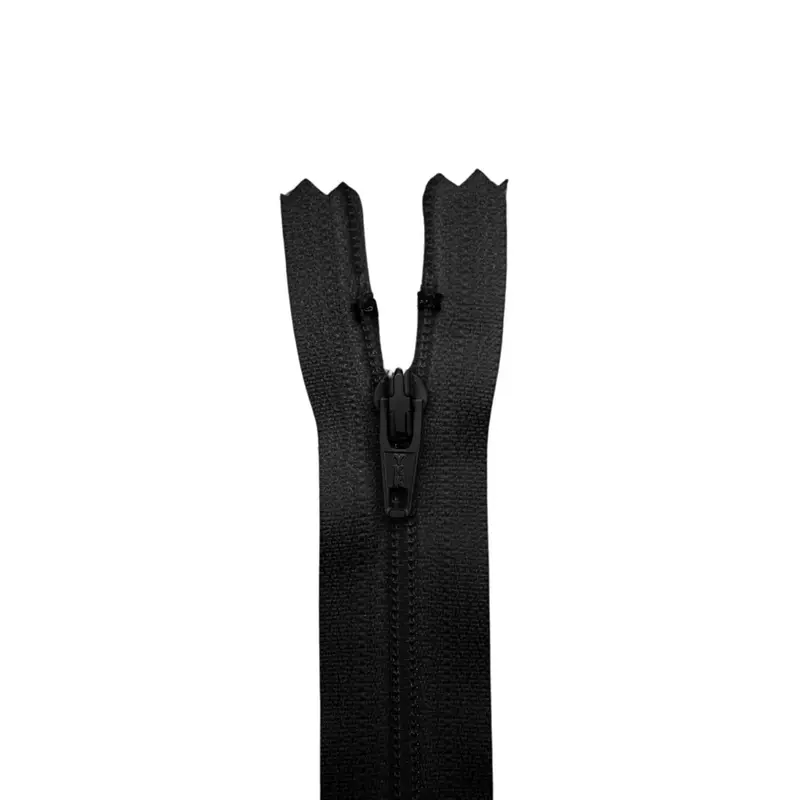 Ykk 18-Inch #3 Coil Zipper In Classic Black 1